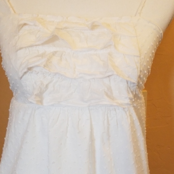 Sweet White Tank - Picture 2 of 8